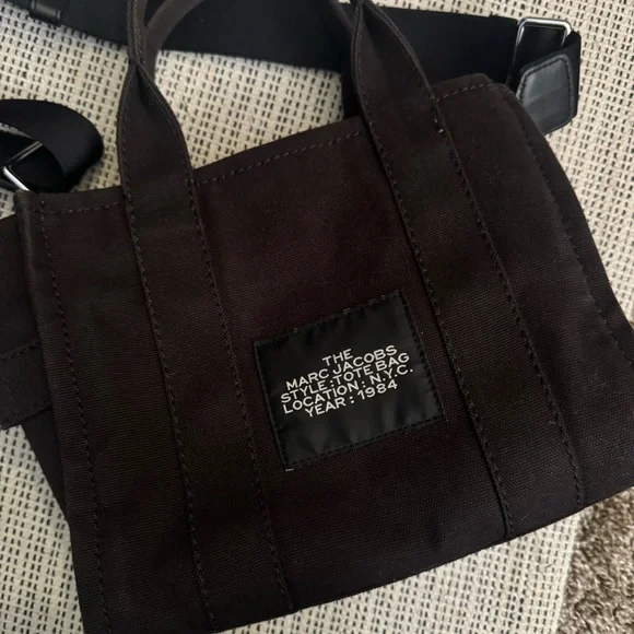 Marc Jacobs canvas small tote bag - Picture 4 of 9